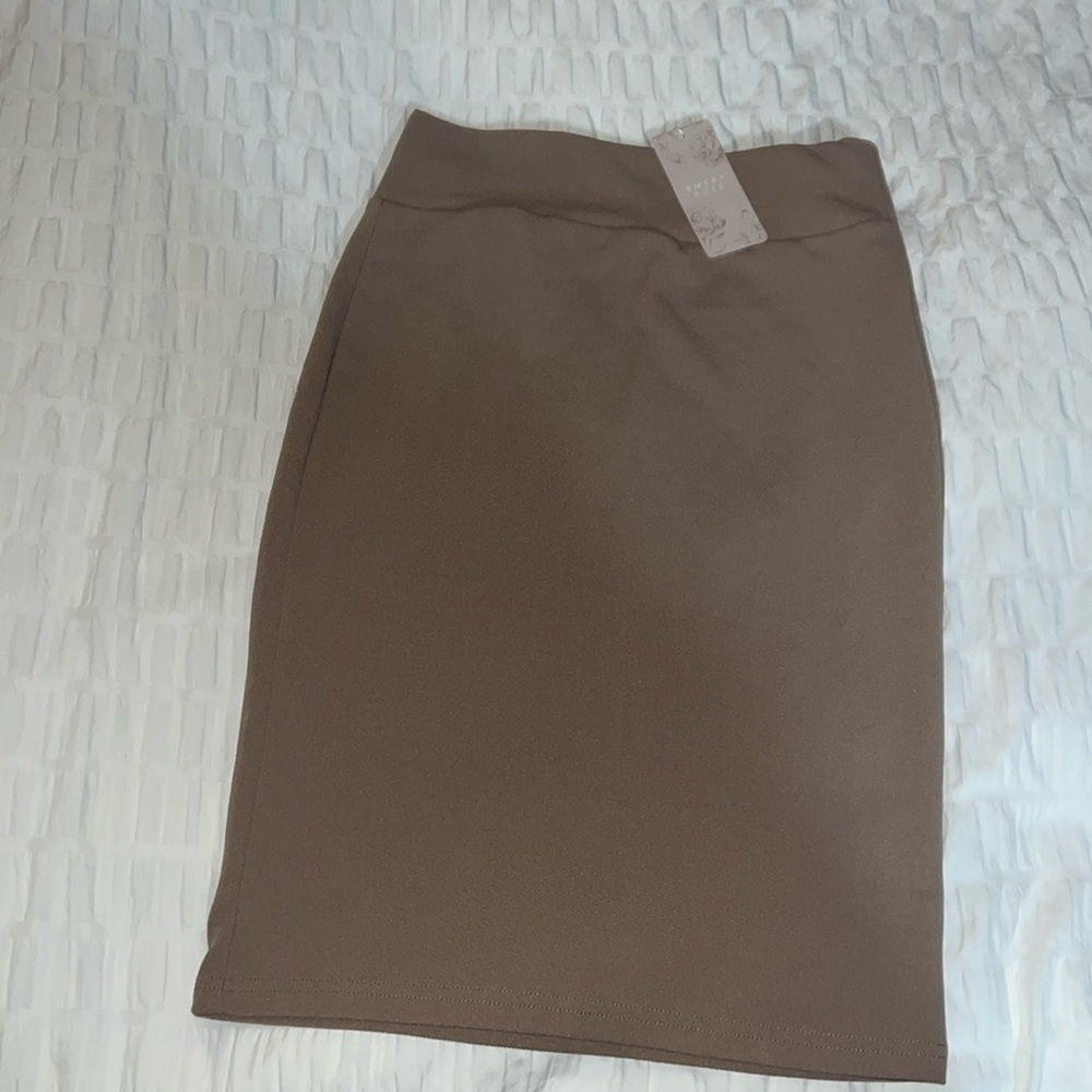 Pencil skirt